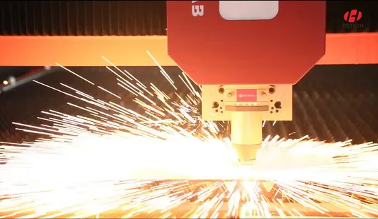 Heyi Laserschneiden von Stahlplatten, CNC-Metallplatten und Rohrrohr-Faserlaserschneidemaschine 3000 W